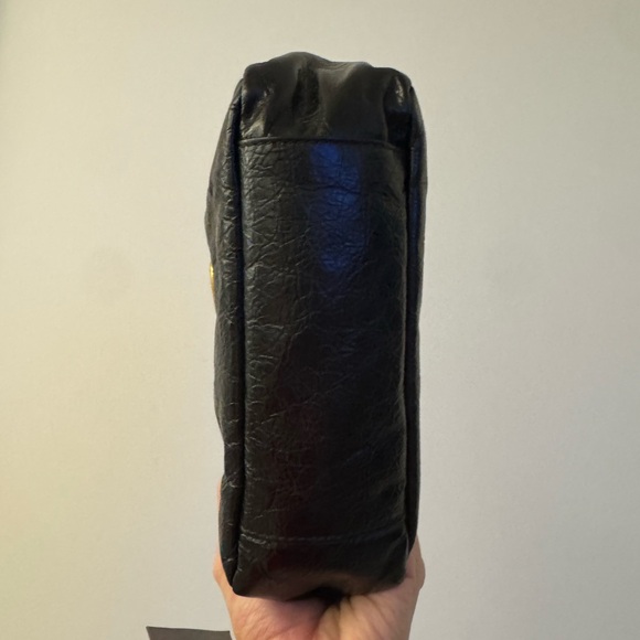 NWT Balenciaga Black Crossbody Bag with Gold Chain - Picture 5 of 10